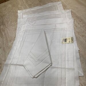 White Linen Placemats and Napkins - 8 Pieces